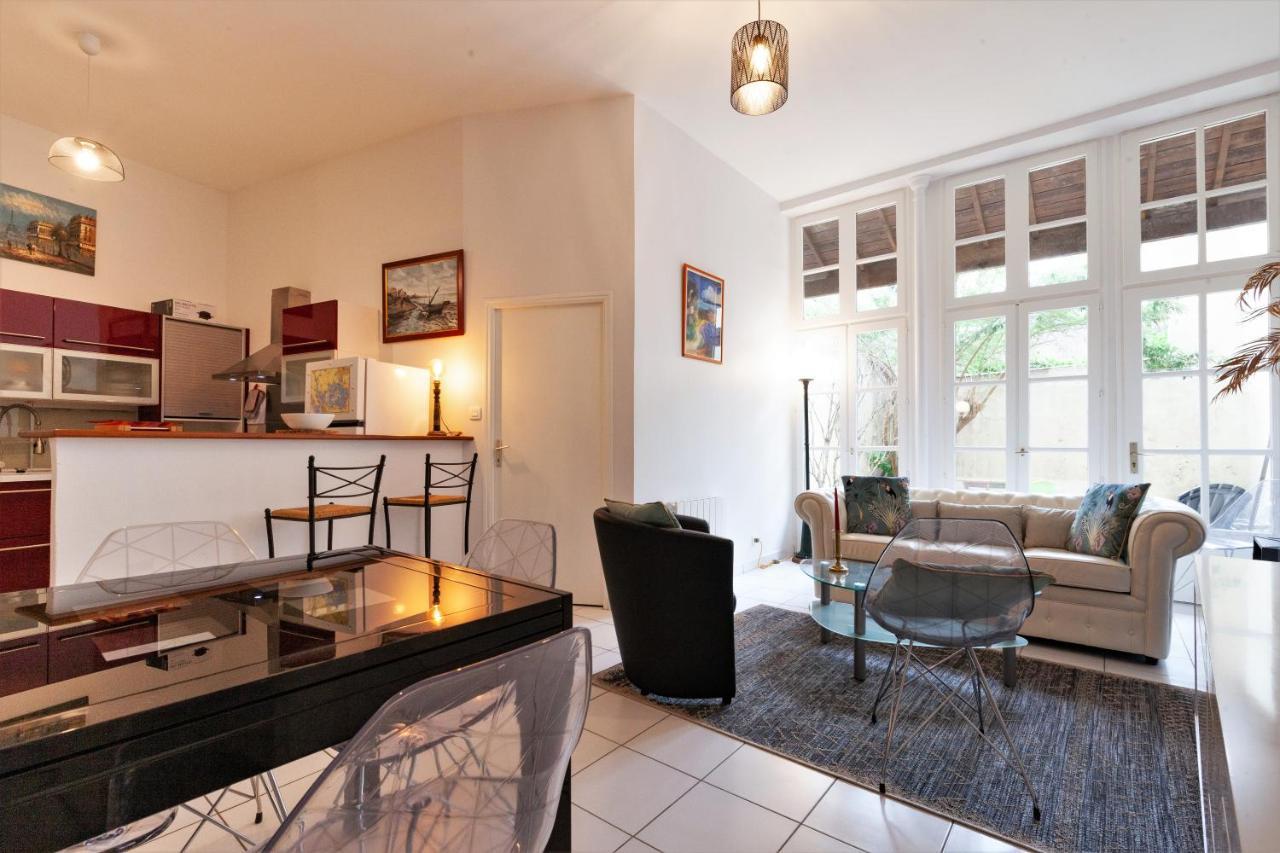 Apartament Le Patio - Hypercentre - Cour Au Calme - Wifi Vannes Zewnętrze zdjęcie